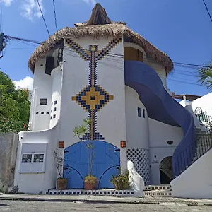 https://amaranto-bungalows-suites.quintano-roohotels.com