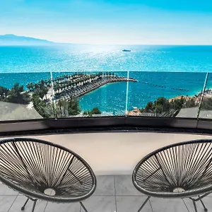 Helia Seaside Szálloda