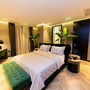 https://unik-hotel.hotels-in-tirana.com